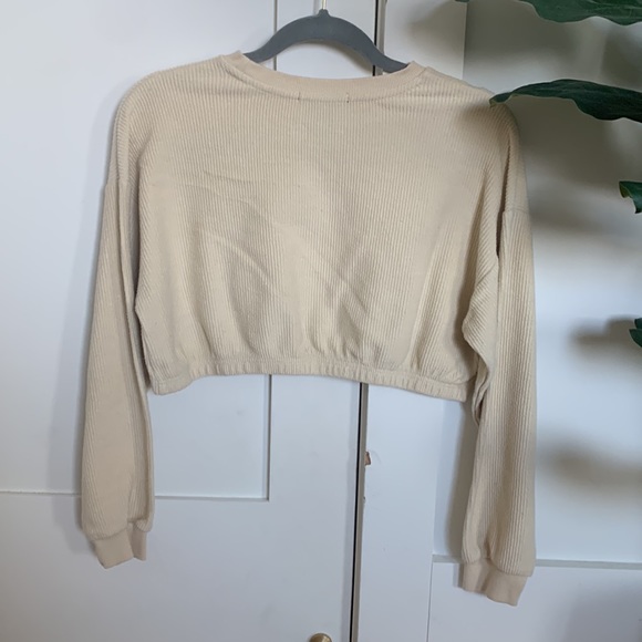 Forever 21 Tops NYC Crop Top Sweatshirt - Picture 2 of 2